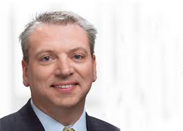 Trustee takes oath to administer justice