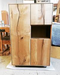 Hey Babe Gesellenstuck Eiche Eicherustikal Rustikal Rustikalemobel Mobel Mobeldesign Holzmobel Selfmade Eiche Rustikal Rustikale Mobel Mobeldesign