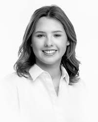 2024 Charity Ball Debutante Spotlight ✨Katherine Simone Boyce is a graduate  of St. Joseph's Academy and attends University of Mississippi in Oxford,  Mississippi. She is the daughter of Lori Noll Boyce and