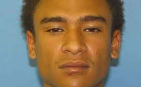 Paris police seek armed robbery suspect