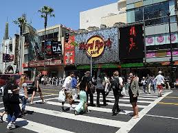 März 2021 in los angeles, kalifornien, usa. Strassenszene Beim Hollywood Boulevard Bilder Fotos Westen Usa