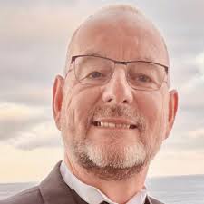 Hot tub water chemistry for folliculitis prevention