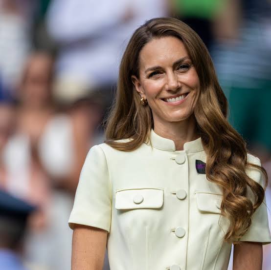 Kate Middleton's Favorite Fashion Brands - How to Dress Like Kate Middleton