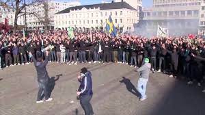 Hammarby and aik fans confronted each other inside the tele2 arena after the final whistle of their djurgardens and hammarby fans briefly clashed in the stands at the end of their match on sunday. Hammarby Hooligans 2017 Youtube