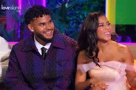 Love Island USA' Season 7 Winners Amaya and Bryan Fuel Split Rumors After  Unfollowing Each Other
