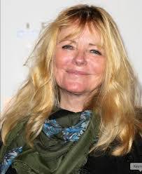 Kerry Bannon's Instagram, Twitter & Facebook