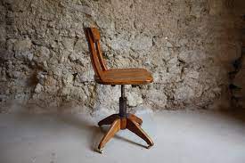 Vintage schreibtisch aus holz mit rowac architektenstuhl mit schöner patina. Stoll Giroflex Architektenstuhl Bauhaus Buche Holz 1 V 1 Design Ikonen
