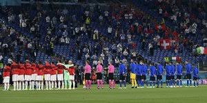 Ερασιτεχνική βιντεολήψη μου από ένα μαγευτικό ταξίδι με τροχόσπιτο τον αύγουστο του 1997, μαζί με δύο πολύ καλούς φίλους σε περιοχές της ιταλίας, γαλλίας. Nckzceaytlqfm