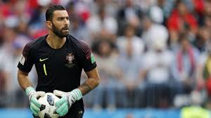 Rui patricio horror head injury/coady accidentally hits rui patricio and injures him. La Emotiva Razon Por La Que Rui Patricio Jugara Con El Dorsal 11 En La Premier Esta Temporada 90min