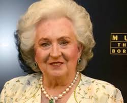 We are pleased to present the members of the feminine branch of the  Bourbon-Bhopal Royal House. Women have played a very important role in the  history of the family. They raised their