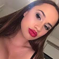 Crystal Cram's Instagram, Twitter & Facebook