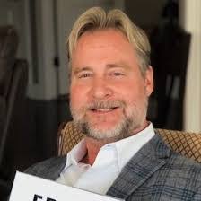 Kari Bergman's Instagram, Twitter & Facebook