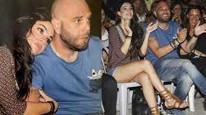 Ύστερα από πολλές αλλαγές μελών, με τον κουινέλη να μένει ο μόνος ερμηνευτής από την αρχική σύνθεση, κυκλοφόρησαν ακόμα δύο δίσκους και γνώρισαν επιτυχία μέσα από συνεργασίες με καλλιτέχνες όπως η ήβη αδάμου, η έλενα παπαρίζου, η νατάσα θεοδωρίδου και η πάολα. Hbh Adamoy Mixalhs Koyinelhs Proetoimasia Gia Thn Baftish Ths Korhs Toys Grande Magazine