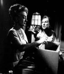 Joan shoots her scenes for hush… hush, sweet charlotte ð™°ðš•ðš• ðšƒðš'ðš'ðš—ðšðšœ ð™²ðš›ðšŠðš ðšðš˜ðš›ðš On Twitter Joan Crawford And Agnes Moorehead On The Set Of Hush Hush Sweet Charlotte 1964 Classicsmovies Filmnoir Oldfilm Whatcouldhavebeen Https T Co Pozcfxdptl