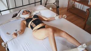 Girl in Full Body Segufix Bed Bondage: Amateur Porn feat. Li Moon