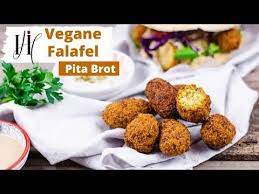Falafel Orientalische Kichererbsen Baellchen Rezept In 2020 Falafel Falafel Rezept Lebensmittel Essen
