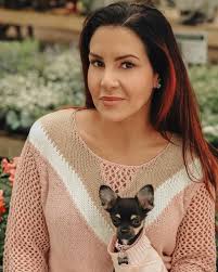 Alisha Armstrong's Instagram, Twitter & Facebook