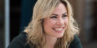 Fun, tournages et plages... Le best-of Instagram de Maud Baecker