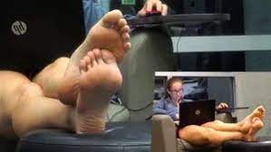 Candid Feet Porn - Shoeplay & Candid Soles Videos - SpankBang