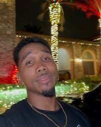 Mario Harmon's Instagram, Twitter & Facebook