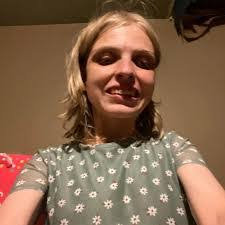 Melissa Drawdy's Instagram, Twitter & Facebook