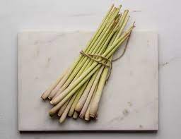 Learn How To Keep Ginger Fresh For Months Lemongrass Recipes Lemon Grass Food