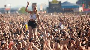 Am ring kann man problemlos auch früher anreisen, dort wird es das vllt. Rock Am Ring 2019 Alle Infos Zum Line Up Programm Headlinern Und Stream Hier News De
