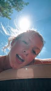 Olivia Graff's Instagram, Twitter & Facebook