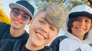 Esmeralda James's Instagram, Twitter & Facebook