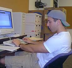 AgentTeamwork: A Mobile-Agent-Based Middleware System for Distributed Job  Coodination