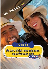 Dinas: La Estrella de TikTok con Humor y Alegría