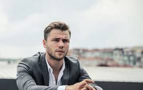 Keşanlı (görkem sevindik) efsane sahneler | söz серия слов о жизни солдат описывает хрупкую битву на границе. Soz Dizisinin Oyunculari Askere Gitti Tolga Saritas Ve Gorkem Sevindik Den Askerlik Fotografi Ens Az 4 Dilde Haberler Ve Ansiklopedi