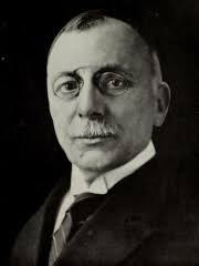 Tin Ujević Biography