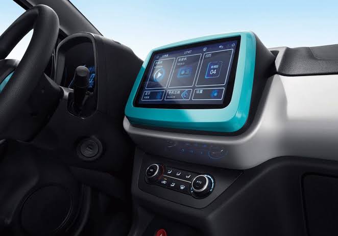 JMEV EV2: elétrico de R$ 70 mil tem a ver com Grupo Renault e Ford  Territory - Carros e Garagem