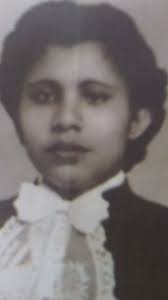 CANDOLINA, PROFESSORA MUSA DE CAETANO VELOSO.** * **Adson Brito Do Velho  professor, licenciado em Filosofia (UCSal) e Psicologia (UFBa),  especialista em Neuropsicologia (FAVIC), concursado em História (1993),  autor do livro Salvador