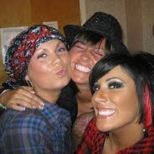 Nicole Ferrone's Instagram, Twitter & Facebook