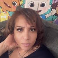 30+ "Roxanne Farrow" profiles