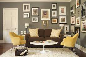 Browse stylish lounge chairs, dining room chairs, outdoor seating and more. Amazing Wall Art Decoration With Brown Sofa Sets In Grey Small Living Room Design Ideas Wohnzimmer Design Wohnzimmer Braun Mobel Wohnzimmer