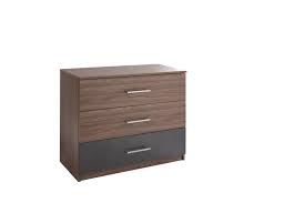 Une porte coulissante permet d'optimiser un espace et son look : Meubles Et Decorations Chambre A Coucher Complete Renato Lit So