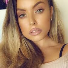 Beth Waterfall (@waterfall_beth)