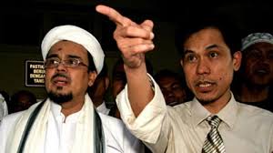 Dia bercerita, saya mau mencetak sejuta penghafal alquran dalam beberapa tahun sudah bisa itu, kata. Cari Aktor Penusuk Syekh Ali Jaber Fpi Ini Sudah Perang