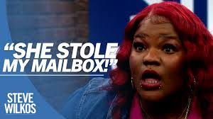 Roxanne Melton's Instagram, Twitter & Facebook