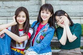 Oleh sebab itu, sahabat seringkali dijadikan tema dalam suatu karya sastra, termasuk puisi. Anti Toxic 7 Trio Sahabat A La K Drama Ini Cocok Jadi Panutan