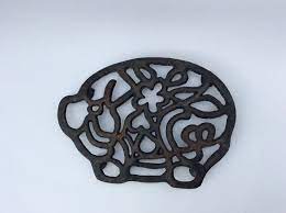 Vintage Trivet Black Cast Iron Pig Trivet Pot Stand Teapot Tea Etsy Tea Pots Country Kitchen Farmhouse Tea Kettle
