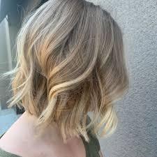 Tagli capelli medi autunno/inverno 2020: Tendenze Colore Capelli Affidatevi Per I Vostri Capelli A Veri Professionisti