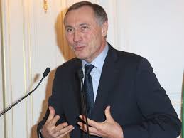 Treize Militaires Tues Dans Un Accident D Helicopteres Le Fils Du Senateur Jean Marie Bockel Figure Parmi Les Victimes Jean Marie Militaire Sergent Chef