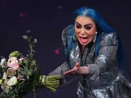 26 916 791 просмотр 26 млн просмотров. Sanremo 2021 Loredana Berte Ospite Della Prima Serata Davidemaggio It