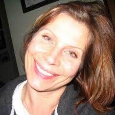 Anna Carney's Instagram, Twitter & Facebook