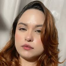 A Rainha Bambola Star dando seu último adeus a Natasha Simonini é  totalmente eu