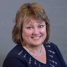 Lynn Morin's Instagram, Twitter & Facebook